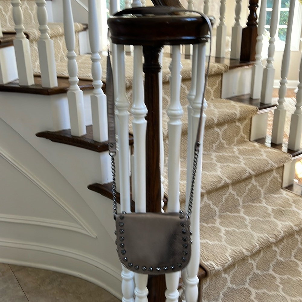 Betsy Johnson crossbody Heart attack gunmetal